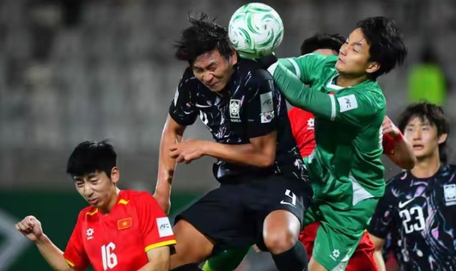 好博体育作为国际领先的综合娱乐平台-亚足联确认！国足又一猛将复出，韩国爆冷输越南，日本压力骤增！