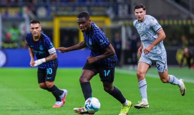 意媒：博尼小腿挛缩，最快周三或周四回归合练备战米兰德比